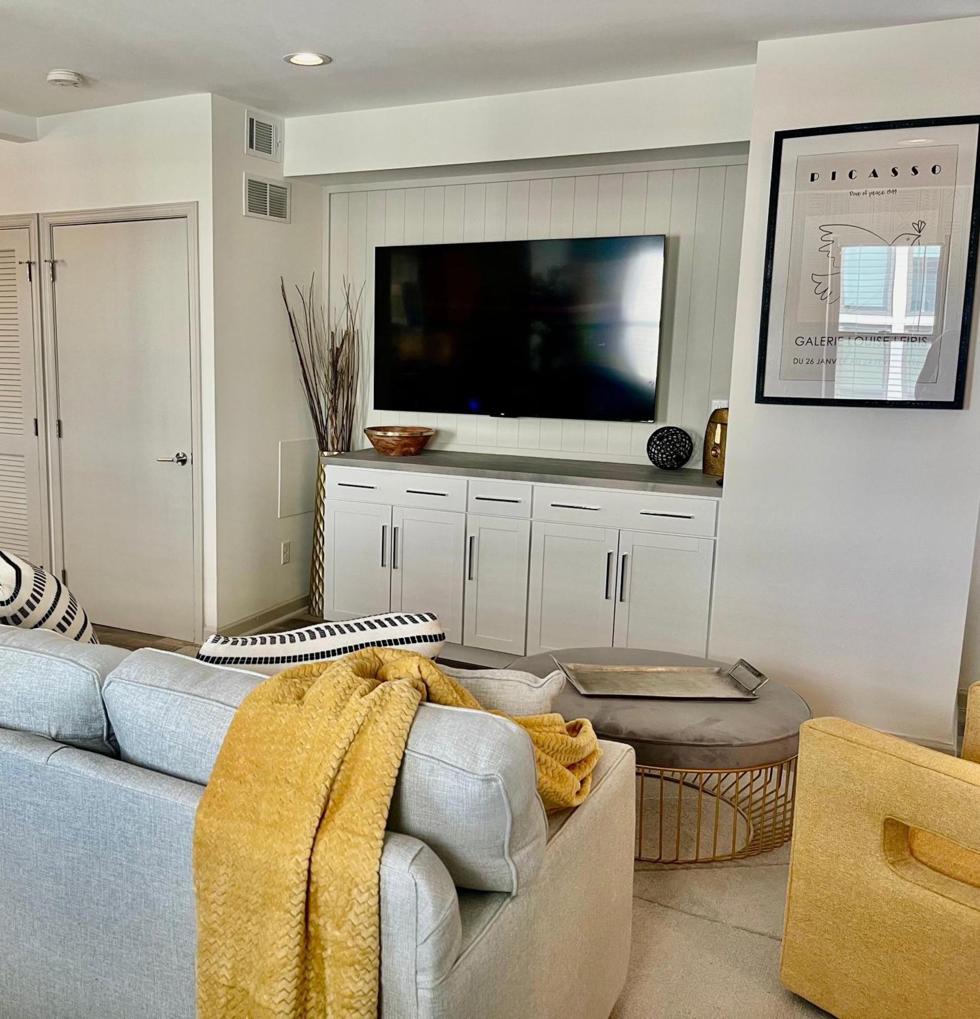 Modern Fully Renovated Suite & Loft In Downtown Trenton Eksteriør billede