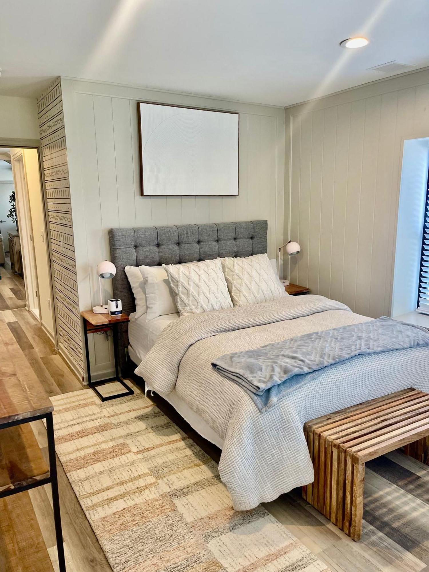 Modern Fully Renovated Suite & Loft In Downtown Trenton Værelse billede